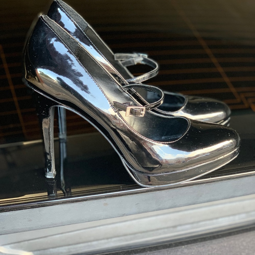 Calvin Klein high pumps All Black